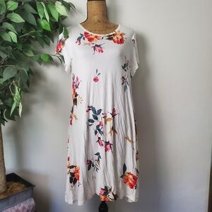 NEW Floral White Dress HOTGIFT Summer Swing Dress With Pockets Size Large